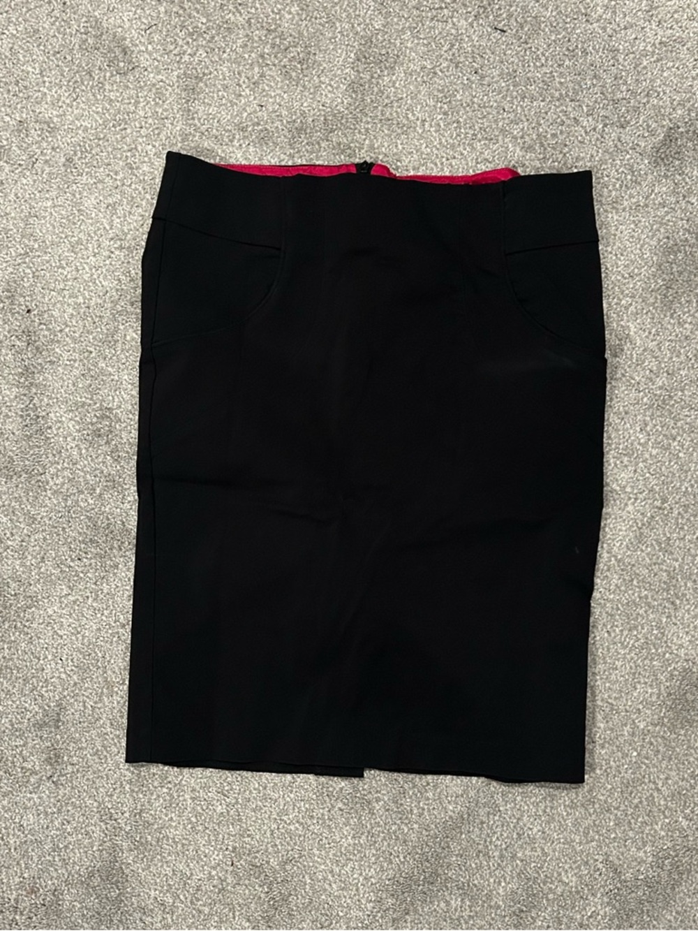Tailored Black Pencil Skirt with Pink Waistband Accent